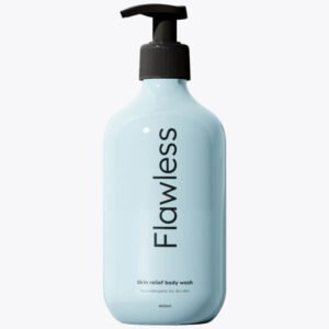 "Flacon spray bleu de l’Energizing Marine Lotion, une lotion tonique aux extraits d’algues marines et à l’acide hyaluronique. Idéale pour revitaliser, hydrater et redonner éclat à la peau."